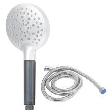 Hoogwaardige douchekop, ontworpen voor een optimale douche-ervaring, met meerdere wateruitlaten voor een volledige dekking, gemaakt van duurzaam en