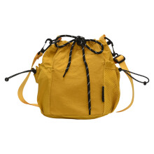 Compacte unisex nylon emmertas met verstelbare riem-Geel