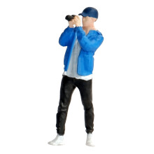 Figurines de collection en résine peintes à la-garçon en bleu