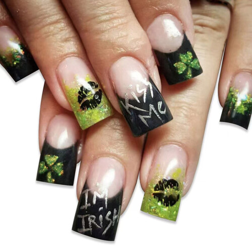 Faux ongles à pression pour la Saint-Patrick, colle sur les