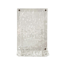 Le support de porte-cartes de visite en acrylique présente un-B
