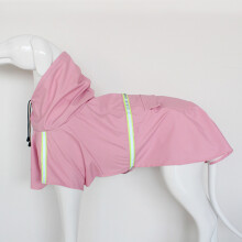 Capas de chuva para cães, impermeáveis e leves, com alça abdominal ajustável para um ajuste personalizado.