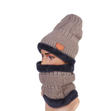 strickmütze wollgarn mit baumwollschal, winterzubehör khaki