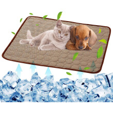 Tapis pour chien respirant et non toxique, idéal pour rafraîchir votre compagnon à quatre pattes en été, lavable en machine et durable pour un