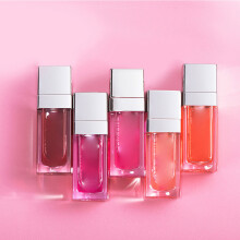 5 gekleurde lipoliën: gloss, balsem, vocht voor vrouwen