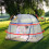 Special U-dörrdesignat popup-myggnätstält, bärbart för resor och camping, högelastisk ståltrådsram stöder andningsbart högdensitetsmaterial 6