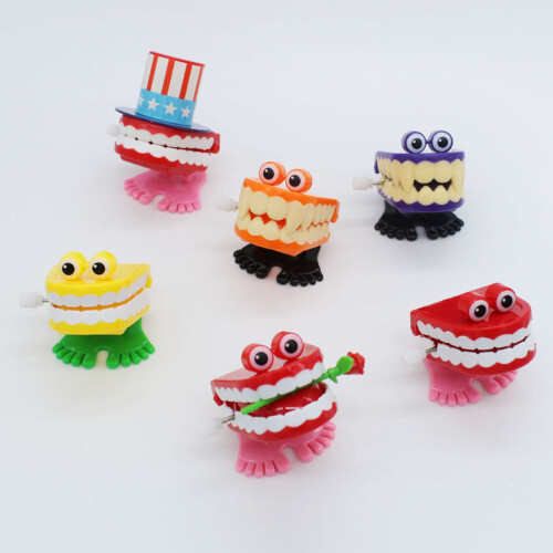 12Pcs Wind Up Walking Chattering Teeth With Feet For Kids 2