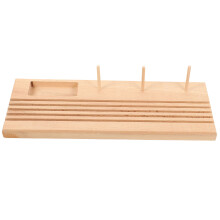 Robuster Holz Garnhalter Für Zuhause Mit Glatter Oberfläche