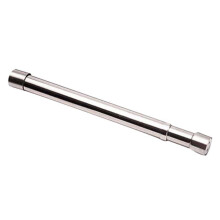 Víceúčelová tyč na šatní skříň s teleskopickým designem pro instalaci, kování je součástí balení a odolné zavěšení šatních