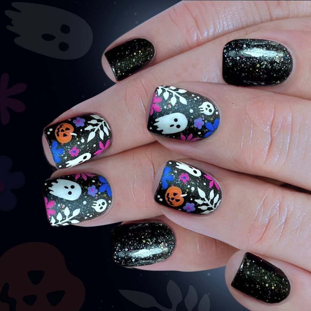 24PCS Halloween False Nail Set Pumpkin Flower Spiderweb Spooky