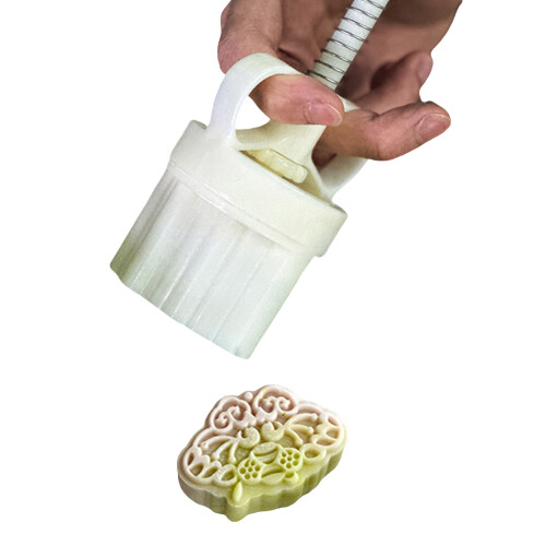 Convenient Molds for Making Green Bean Snacks Beautiful Pastries