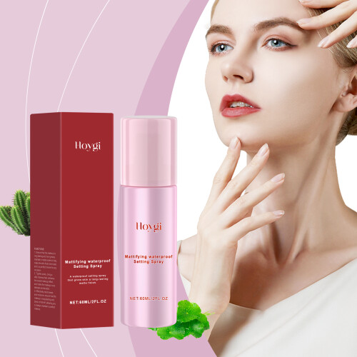 Matte Setting Spray for Oil Control and Pore Tightening 1