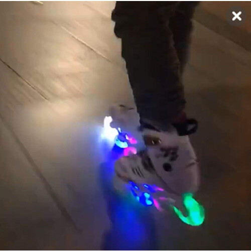 Inline Skate Wheels  LED Light Up 60mm Blue with Bearings 1