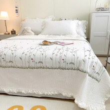 Colcha acolchoada com design elegante, leve e ultramacia, feita em Tencel com belo padrão bordado e estrutura acolchoada durável.