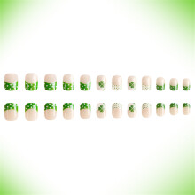 24 Stück Shamrock Fake Nail Glossy Press on Nail Falsche