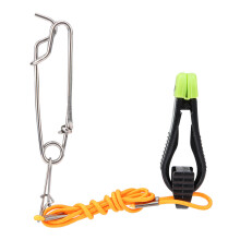 Material fiable, mecanismo de liberación duradero, diseñado para resistir innumerables aventuras de pesca.