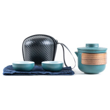 Geschenkset für Teeliebhaber: Elegante Keramikkonstruktion mit hitzebeständigem Griff, Adler-Ausguss, integriertem Filter, tragbarem Design und