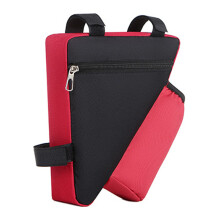 A melhor amiga do ciclista: bolsa para bicicleta de fácil instalação, com material de alta qualidade e componentes refletivos, além de design à
