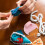 Finger guide sewing manual, hand stitches manual, handheld sewing alignment guide 2