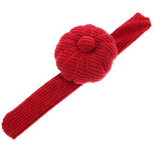 Pumpkinshaped pincushion Portable wrist needle holder Cord sewing accessory For safe storage of needles for DIY and embroidery projects