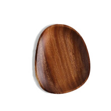 Piatto artigianale in legno, piatto riutilizzabile in legno di acacia con finitura naturale per servire il cibo, la pregevole fattura garantisce una