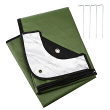 Heated first aid blanket for outdoor enthusiasts, compact and insulated, with Mylarreflective sides for heat retention (green)