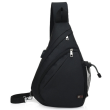Vielseitiger Sling-Rucksack für Damen und Herren, ideal für Reisen, Wanderungen und Tagesausflüge. Einzigartige, atmungsaktive Form, verstellbarer