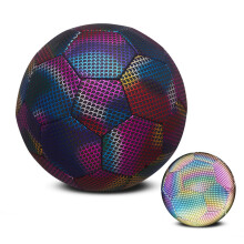 Leuchtender reflektierender Fußball, leuchtender