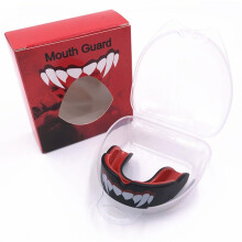Boxing Teeth Protector Sports Mouth Guard Dental Shield Adult Child Mouthguard for Boxing, Mma, Martial Arts, Judo and All Contact Sports 57*47*18mm