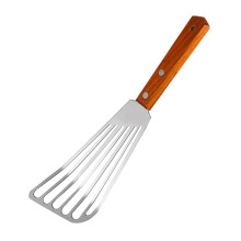 Espátula para peixe com design ergonômico, lâmina de aço inoxidável e cabo confortável, ideal para o preparo profissional de alimentos.