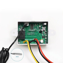 Microcomputer Controller With Digital LED Display, 12V/240V Power, 50 to 110 C Heating/Cooling Control, DC12V Compatible