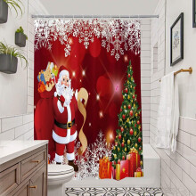 Duurzaam, waterdicht douchegordijn van polyester met een leuk feestelijk ontwerp en inclusief haken voor je winterse kerstversiering.