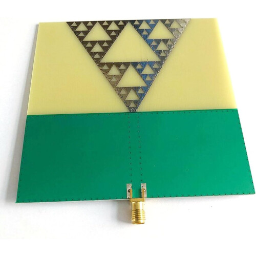 Advanced fractal antenna board for performance RF signal amplification 1