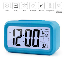 HD-LCD-Wecker, lauter Alarm mit Schlummerfunktion, 24/12-Stunden-Anzeige für Büro und Zuhause