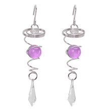 Décoration de jardin suspendue en acier inoxydable avec boule en cristal violet, effet visuel époustouflant.