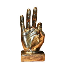 Trionfo d'oro: statuetta d'arte moderna, decorazione creativa per la casa con statua raffigurante un segno della lingua dei segni americana (ASL)
