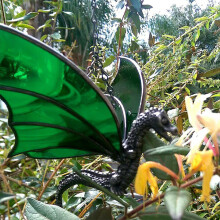 Atrapasueños de dragones de vidrieras, decoración de dragones hecha a mano, objetos de colección de criaturas míticas para patio, césped,