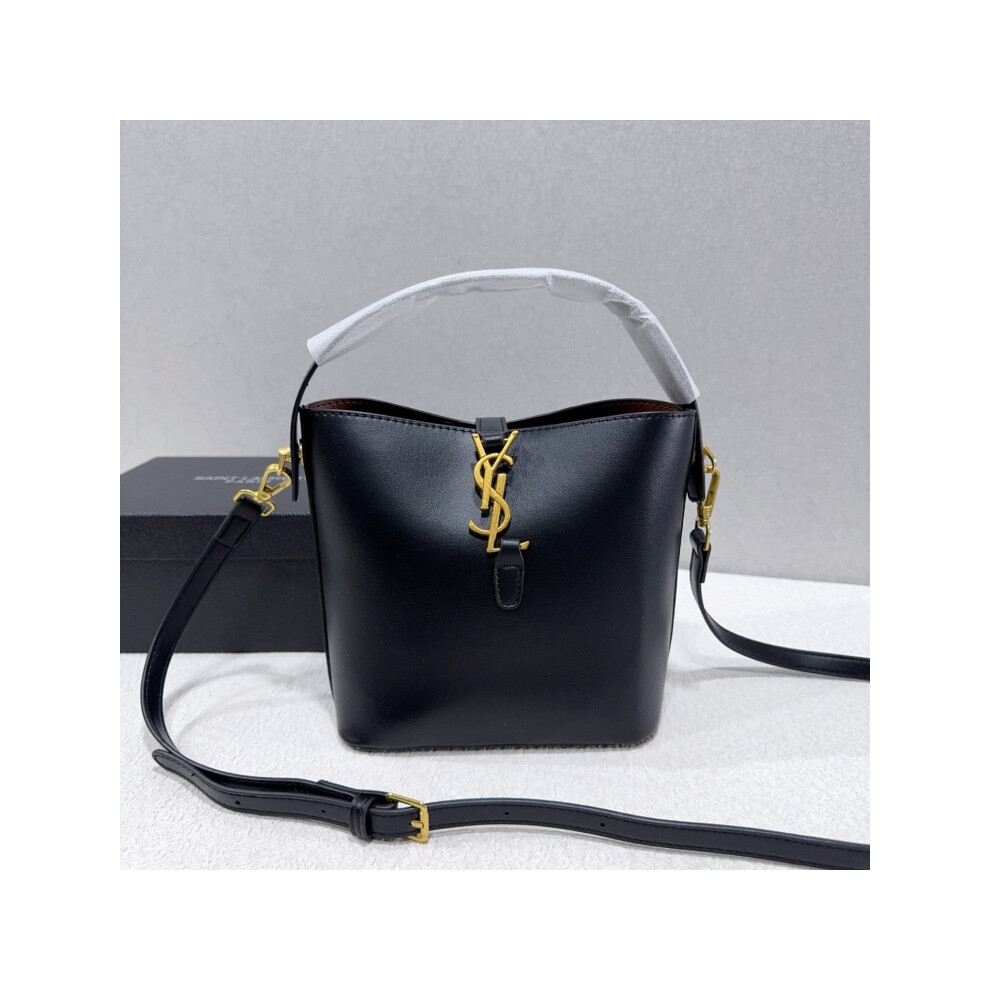 (Black) Simple handbag, shoulder bag, crossbody bag, bag within bag