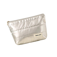 Organisateurs de toilette imperméables à la-pochette argentée