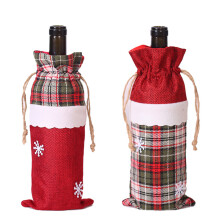 Regalos navideños vintage, encanto atemporal y utilidad moderna, ideales para amantes del vino y mucho más.