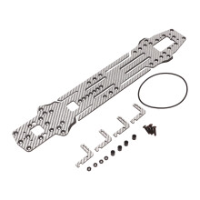 Chassi principal fosco em CG, com duas camadas ocas para melhor aerodinâmica e dissipação de calor, suporte de bateria vertical que garante uma