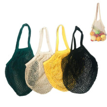 Conjunto de 5 sacolas de compras reutilizáveis e elásticas em rede de algodão com alça longa para guardar brinquedos de praia e em feiras livres.