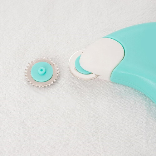 Tracing Wheel for Fabric and Leather with Ergonomic Handle, Replaceable Craft Sewing Tool Green 2