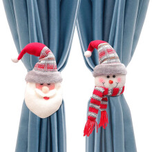 Entzückender Weihnachtsschneemann aus Plüsch, perfekt als Vorhanghalter und Weinflaschendekoration, bringt festliche Stimmung in Ihr Wohnzimmer und