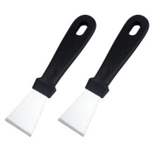 Design com orifício para gancho, raspador de aço inoxidável para armazenamento conveniente e limpeza eficiente.