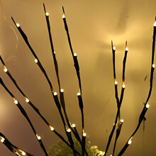 Indoor Outdoor Decorative LED Lighted Willow Branches for Easy to Use Vase Fillers, Battery Operated Waterproof Twig Lights with Multicolor Sync, DIY