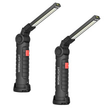 Luz de trabalho com base magnética para aventuras ao ar livre. A forte força magnética mantém a luz segura durante reparos automotivos e