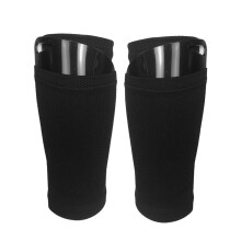 Högpresterande benskydd, ergonomisk design med förbättrat stöd, ärmstrumpor för omfattande benskydd, passar alla fotbollsentusiaster