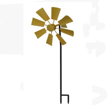 Kinetische Windskulptur im ländlichen Design, Windspiel aus Metall, leichtgängig und mit abgerundeten Kanten für sichere Handhabung,