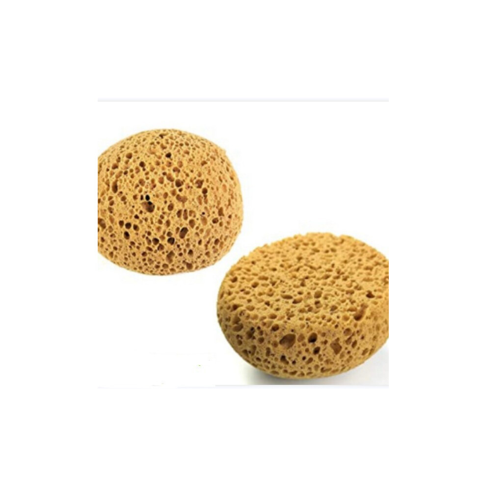 Two separate sponges are available: a porous seaweed sponge, a palm-shaped hemispherical bath cleaning sponge, and a textured repair sponge.